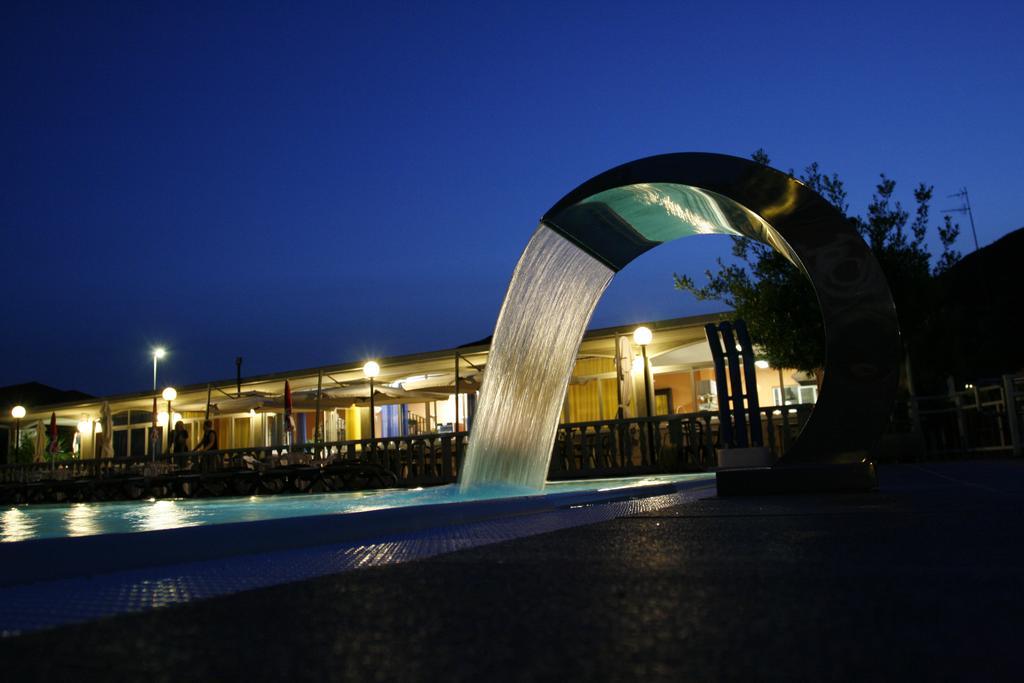 Camping Ali Baba Ceriale Bagian luar foto